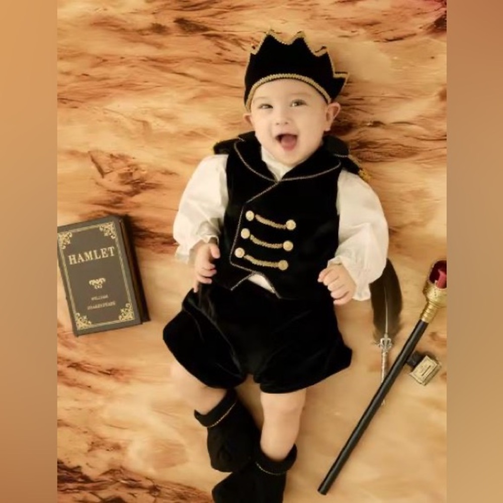 Baby King or Prince Costume Set for Halloween or Photoshoot - Picture 8 of 8